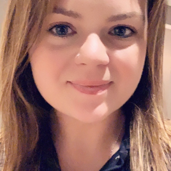 Meet your Posher, Jessica - Picture 2 of 3